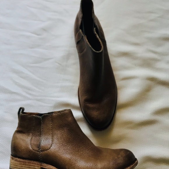 SOLD - Picture 3 of 10